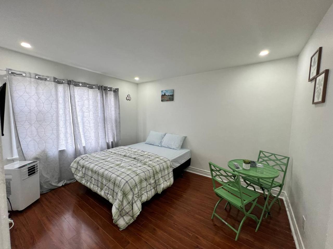 #1 Convvy-Nient Residence! Toronto Kültér fotó