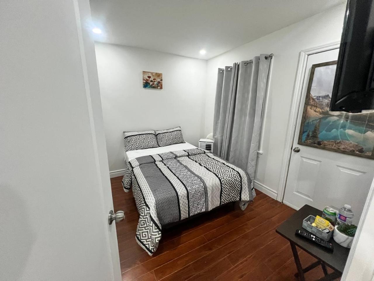 #1 Convvy-Nient Residence! Toronto Kültér fotó